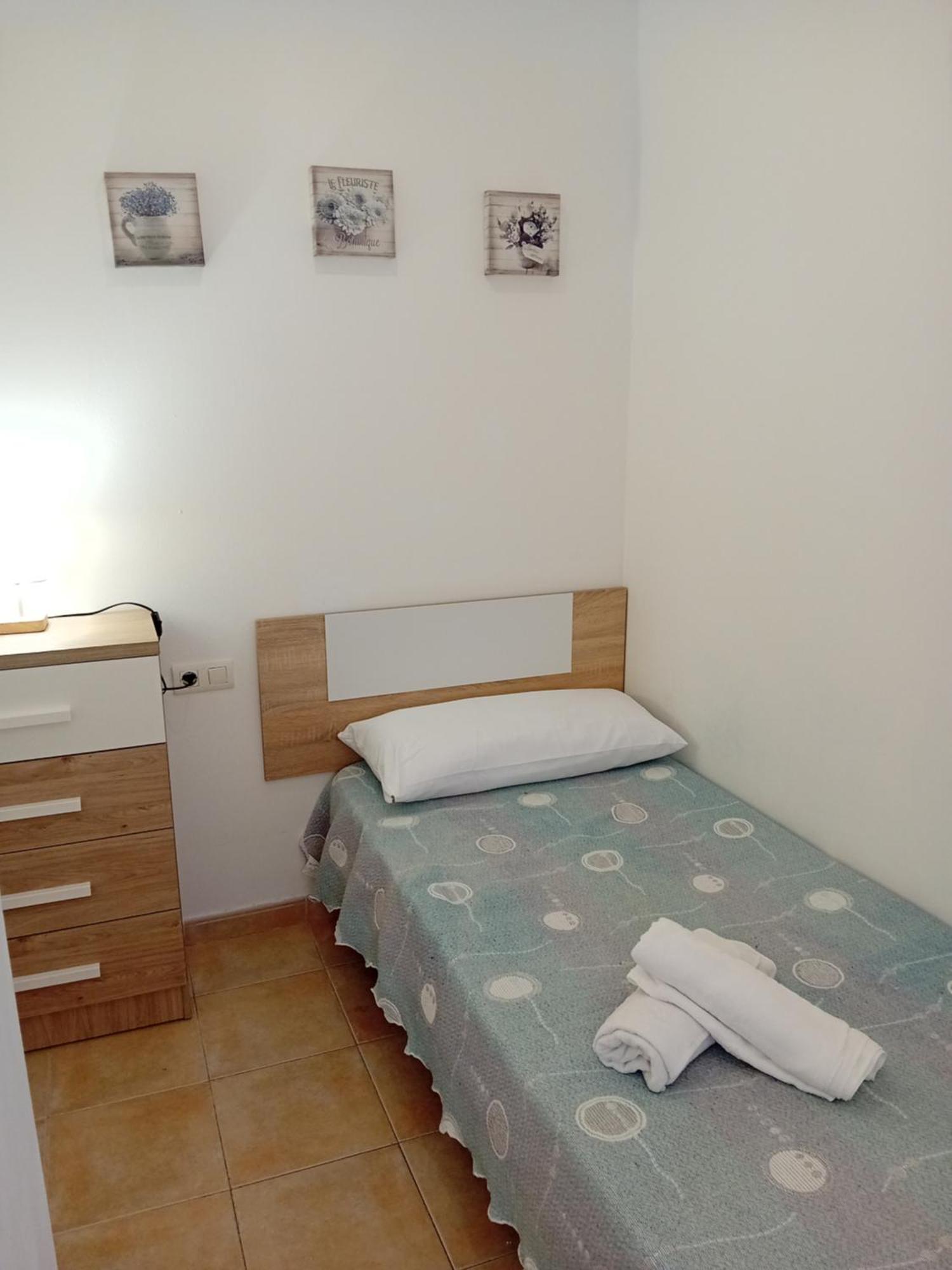 Apartamento Guijarro Playa De La Conchª 오로페사델마르 외부 사진